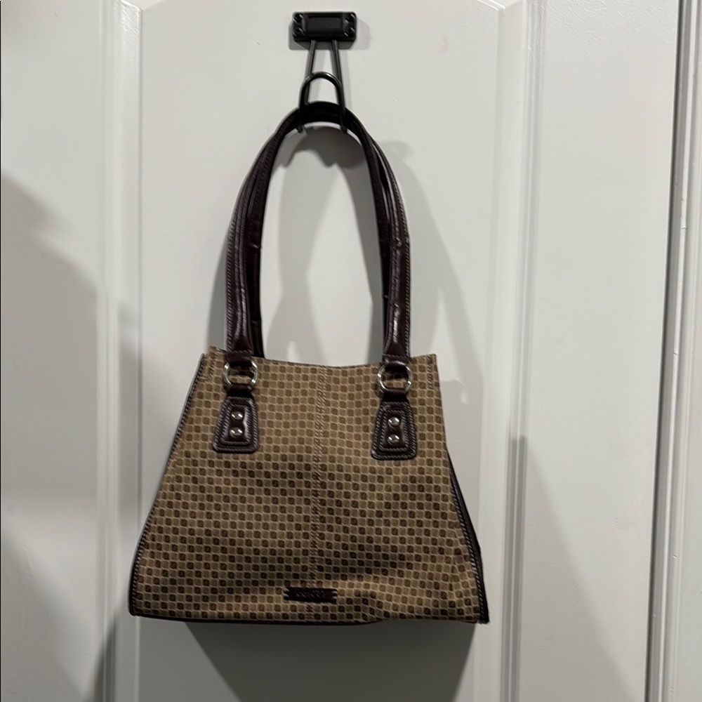 Elegant Brown Handbag